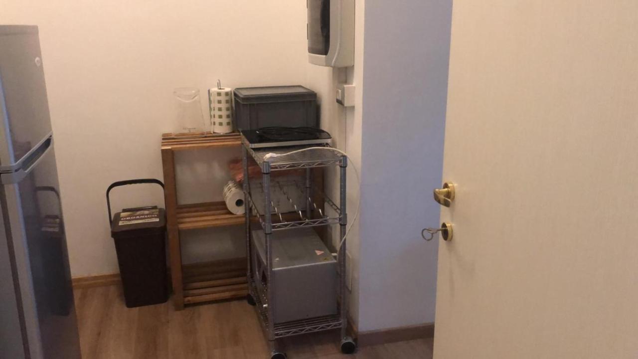 Monolocale Arredato Con Una Camera Leilighet Parma Eksteriør bilde