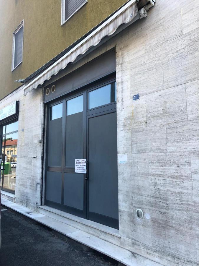 Monolocale Arredato Con Una Camera Leilighet Parma Eksteriør bilde